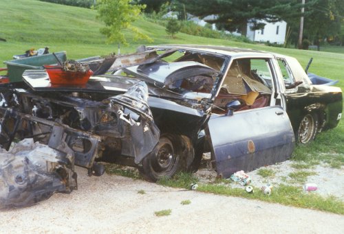 81cutlass8.jpg (47403 bytes)